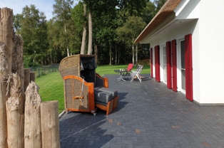 Der Garten des Ferienhaus Seeschwalbe in Fuhlendorf am Bodden der Ostsee
